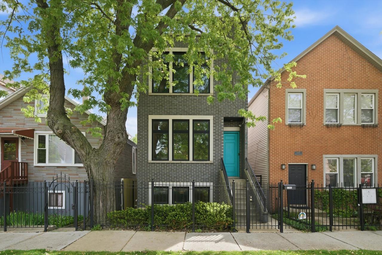 1741 N Talman Ave., Chicago, IL 60647