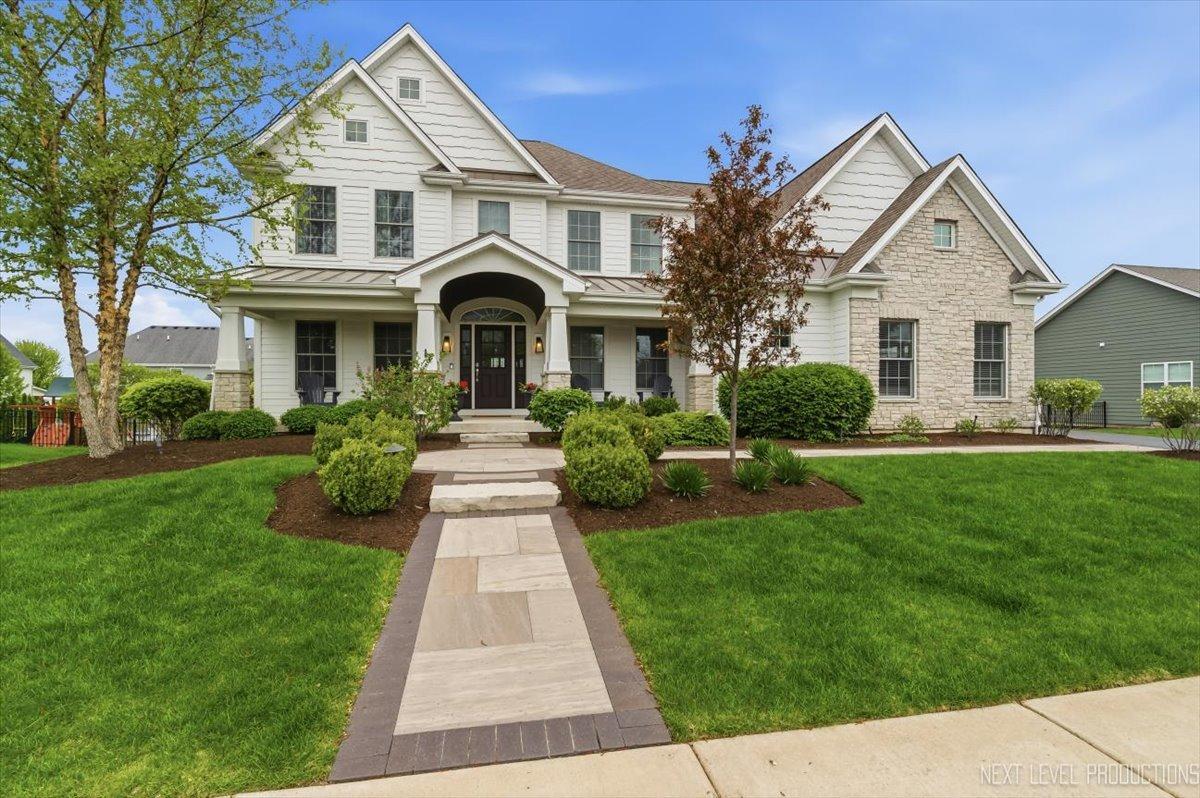 39W829 Kellar Sq., Geneva, IL 60134