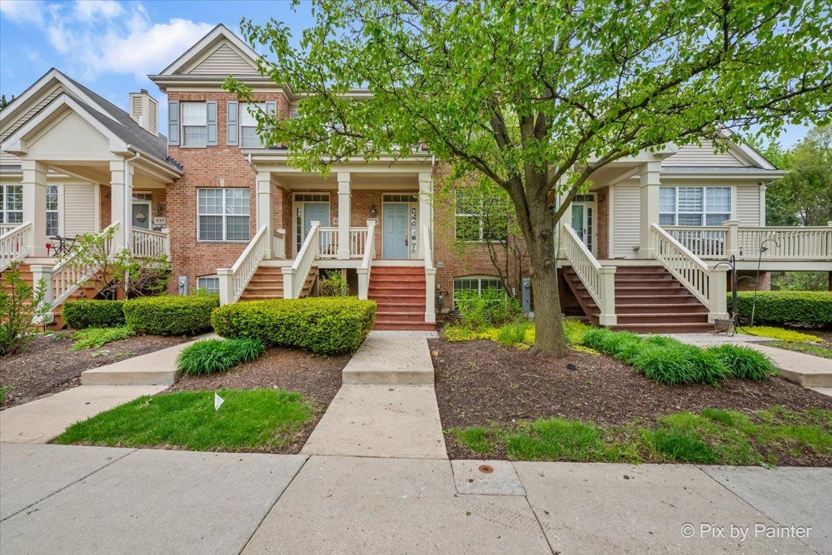 433 E Railroad Ave., Bartlett, IL 60103