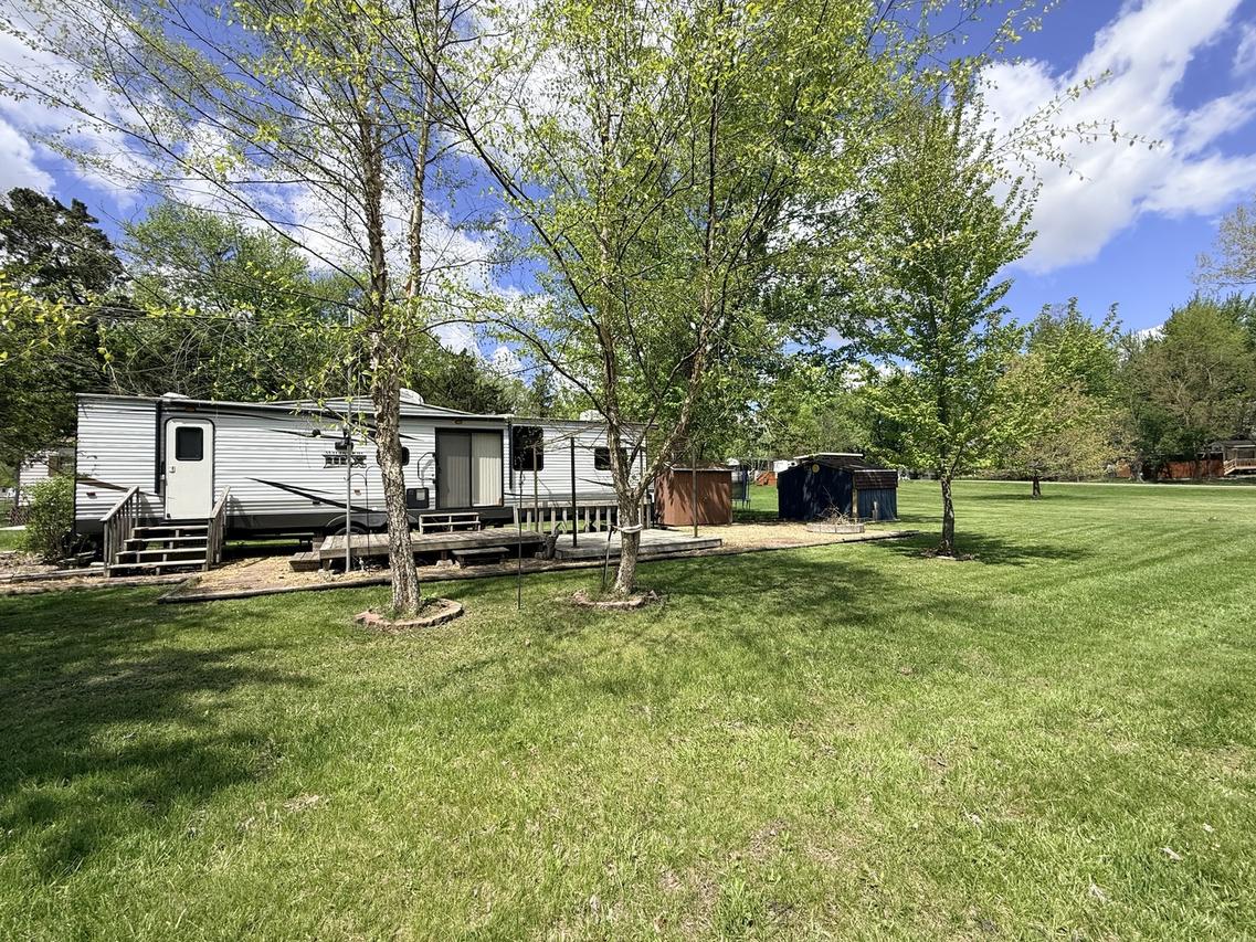 28-60 Woodhaven Lakes, Sublette, IL 61367