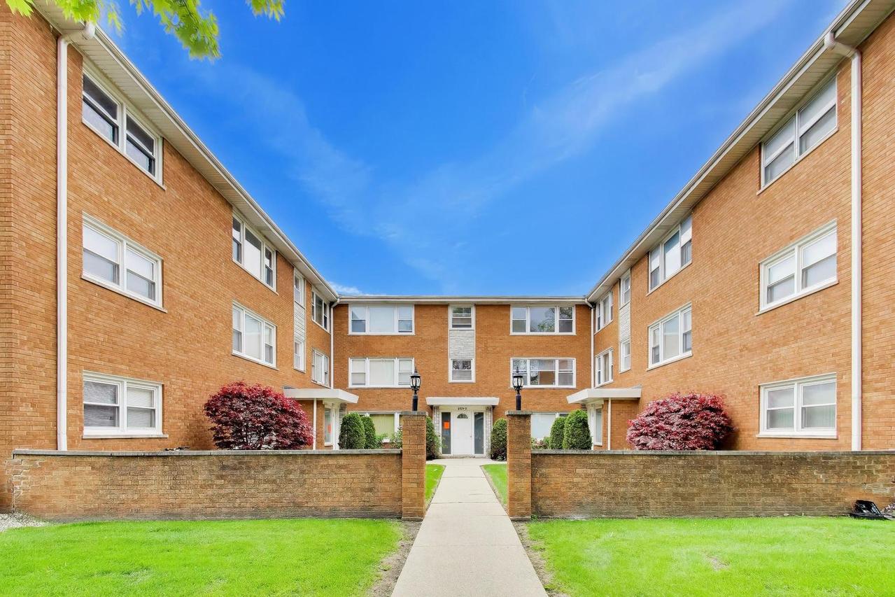 6931 W 64th Pl. #3C, Chicago, IL 60638