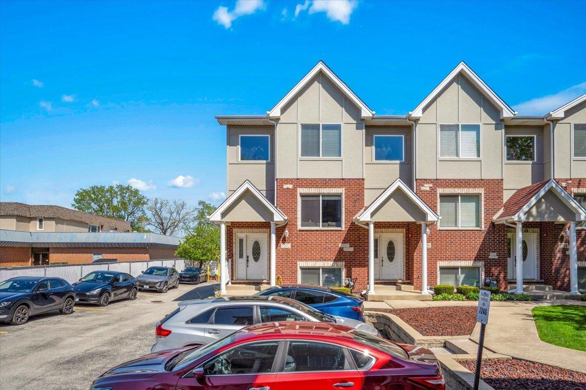 7222 W 83rd St., Bridgeview, IL 60455