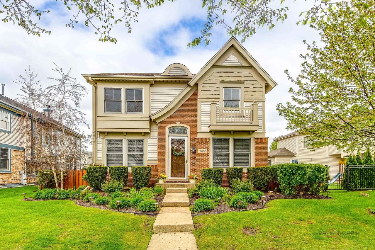 1590 Fielding Dr., Glenview, IL 60026