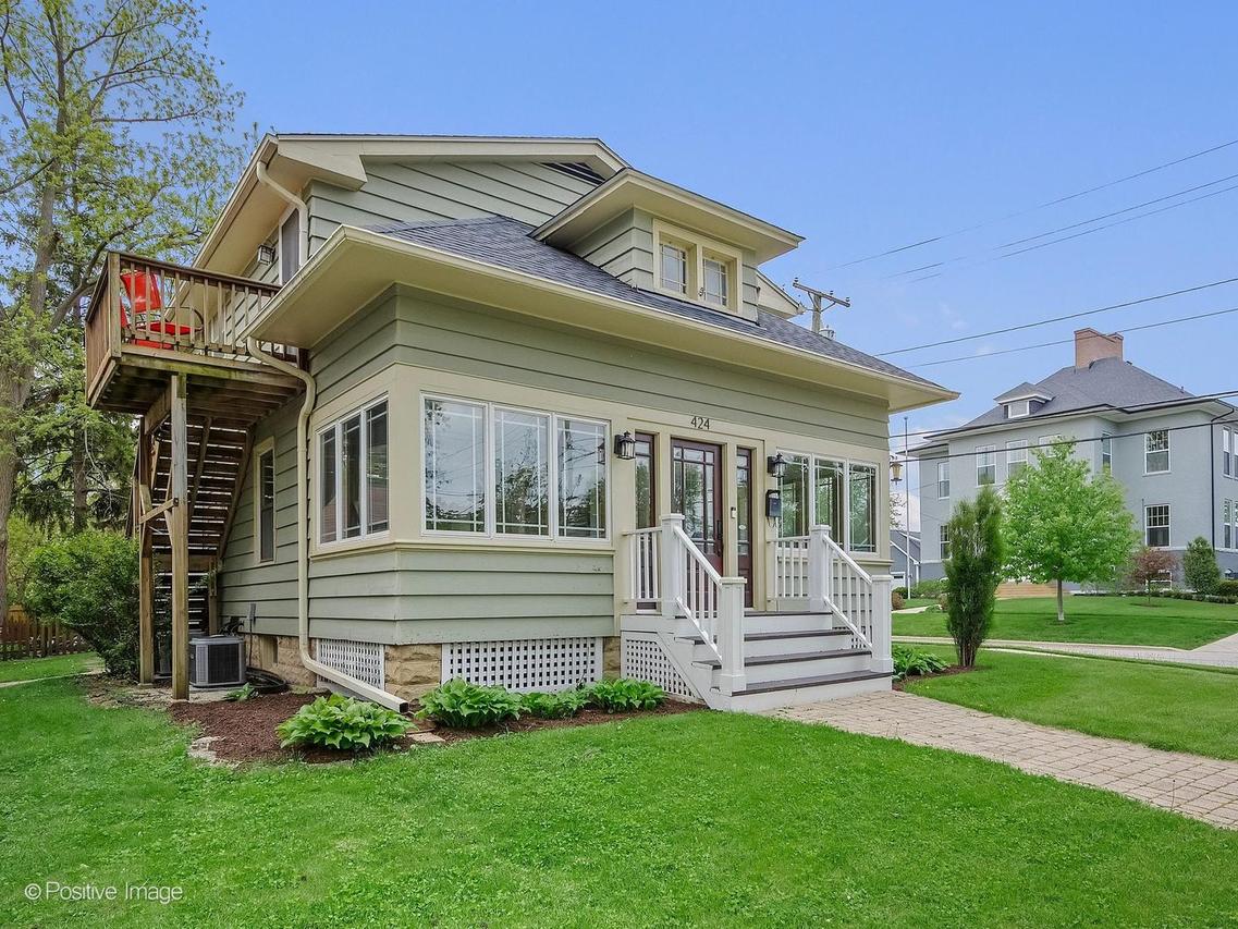 424 Blaine St., Batavia, IL 60510