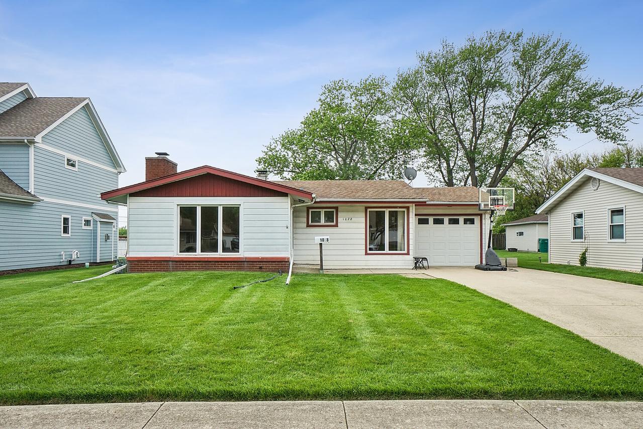 1028 Cherokee Pl., Lemont, IL 60439