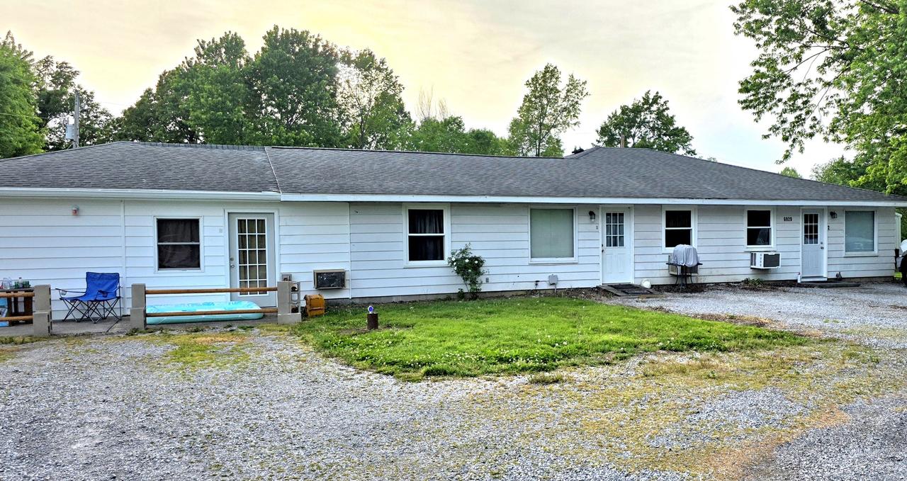[Address Hidden by Seller], Carbondale, IL 62902