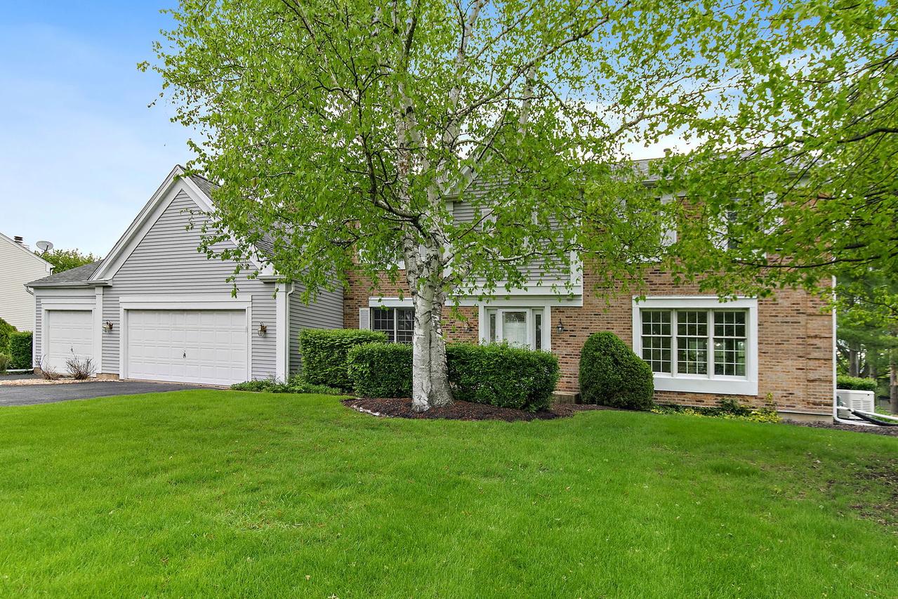 307 Churchill Ct., Sleepy Hollow, IL 60118