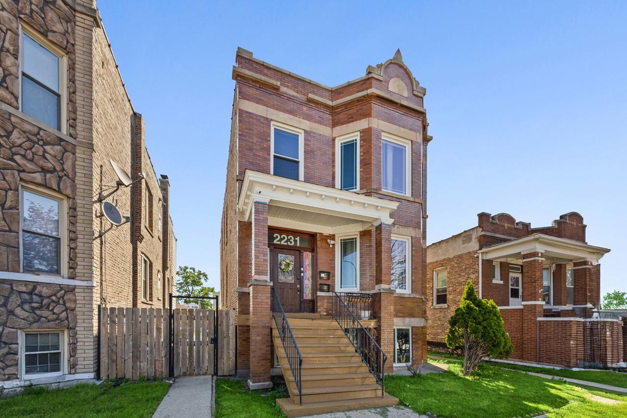 2231 S Austin Blvd., Cicero, IL 60804