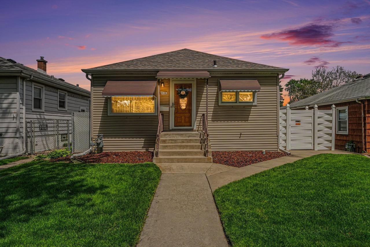 3648 Washington St., Lansing, IL 60438