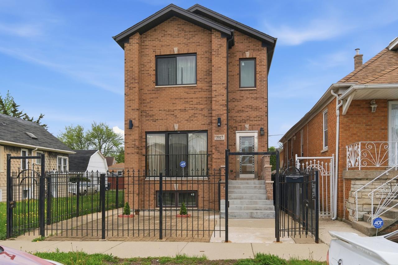 3917 W 60th St., Chicago, IL 60629