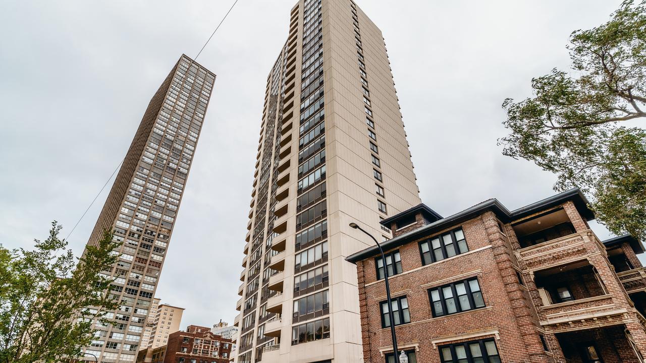 3930 N Pine Grove Ave. #1205, Chicago, IL 60613