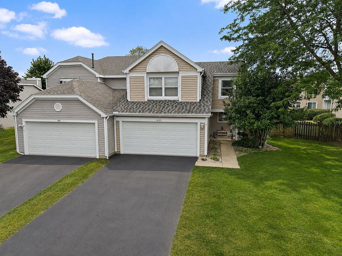 1493 Exeter Ln., South Elgin, IL 60177