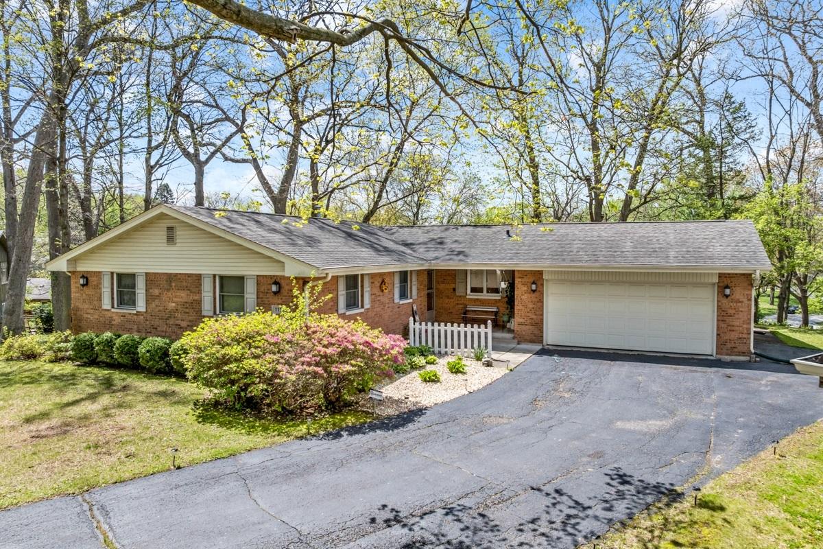 1111 Edgewood Cir., Rockford, IL 61108