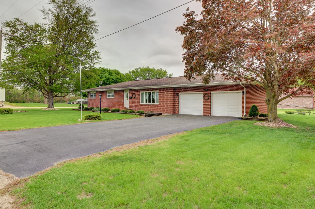 310 E 3rd St., Tampico, IL 61283