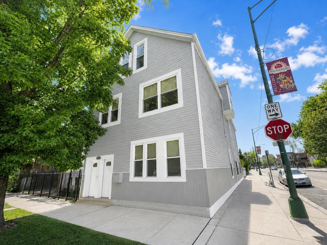 3579 W Mclean Ave., Chicago, IL 60647