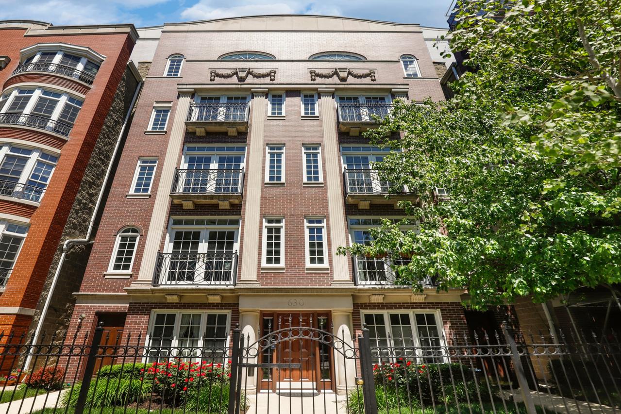 630 W Wrightwood Ave. #3E, Chicago, IL 60614