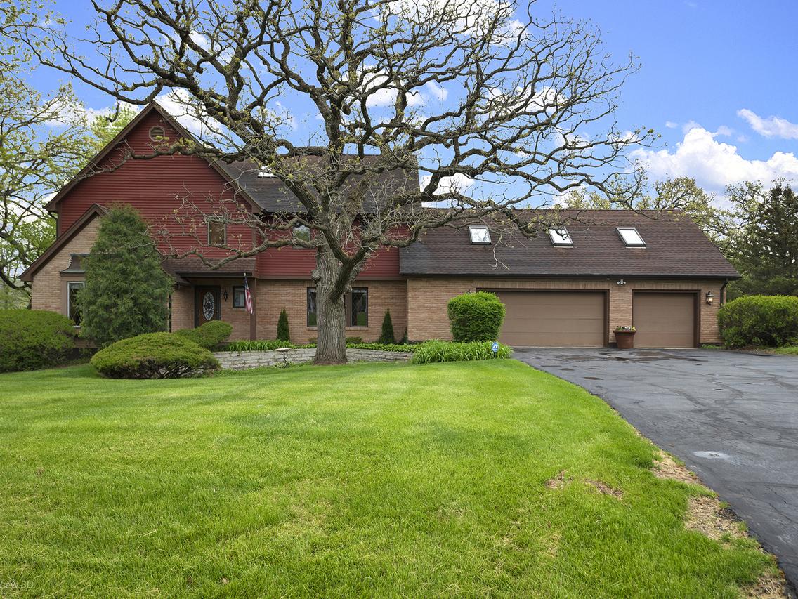 904 Glen Oak Dr., Sleepy Hollow, IL 60118