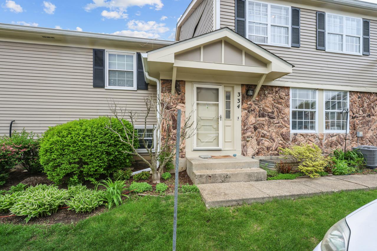 334 Plumwood Ct., Vernon Hills, IL 60061