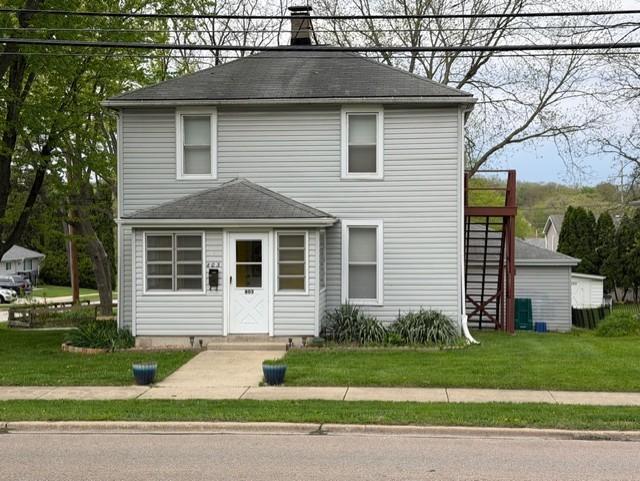803 N Washington Ave., Batavia, IL 60510