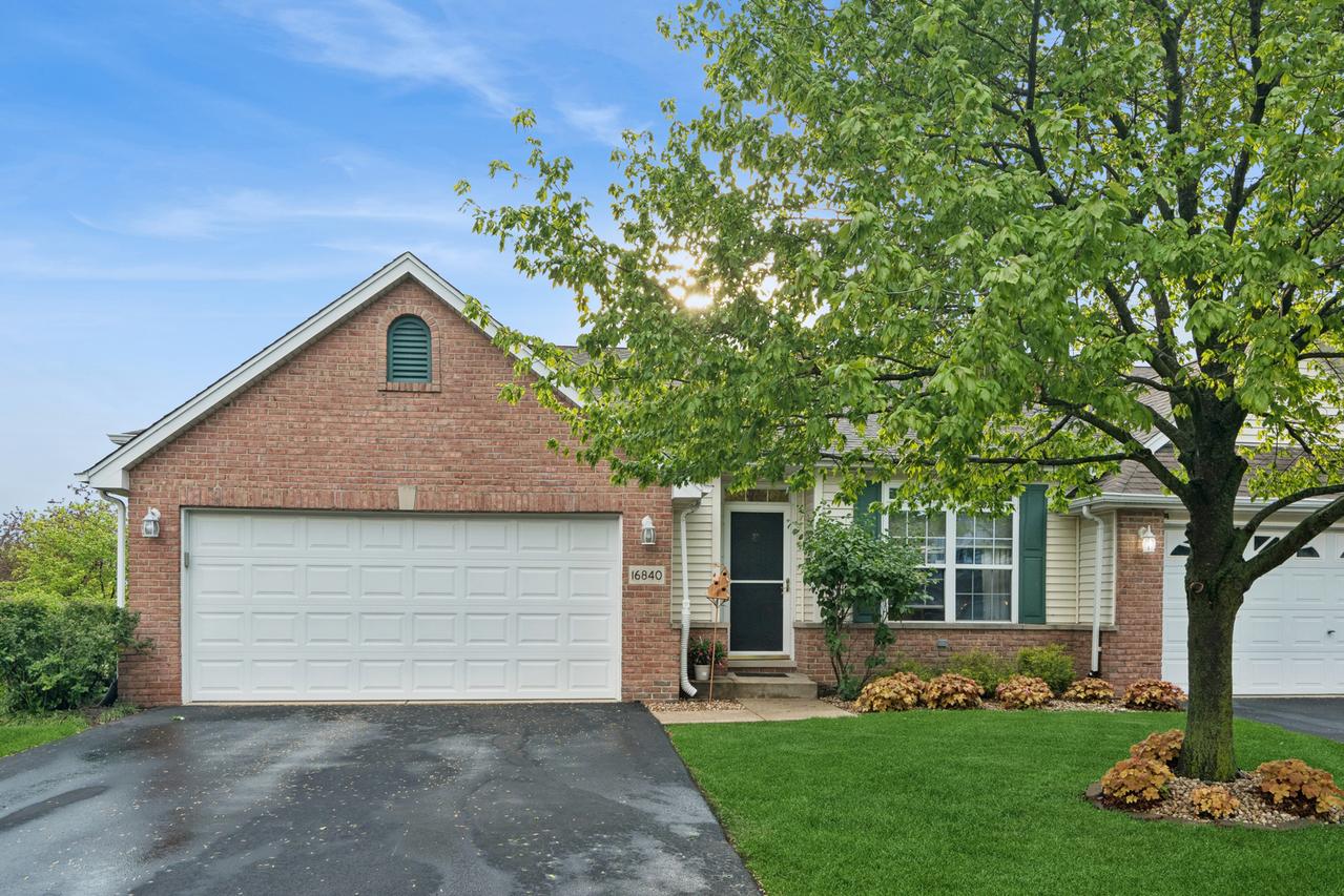 16840 S Sunset Ridge Ct., Lockport, IL 60441
