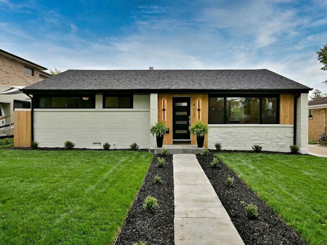 453 N West Ave., Elmhurst, IL 60126