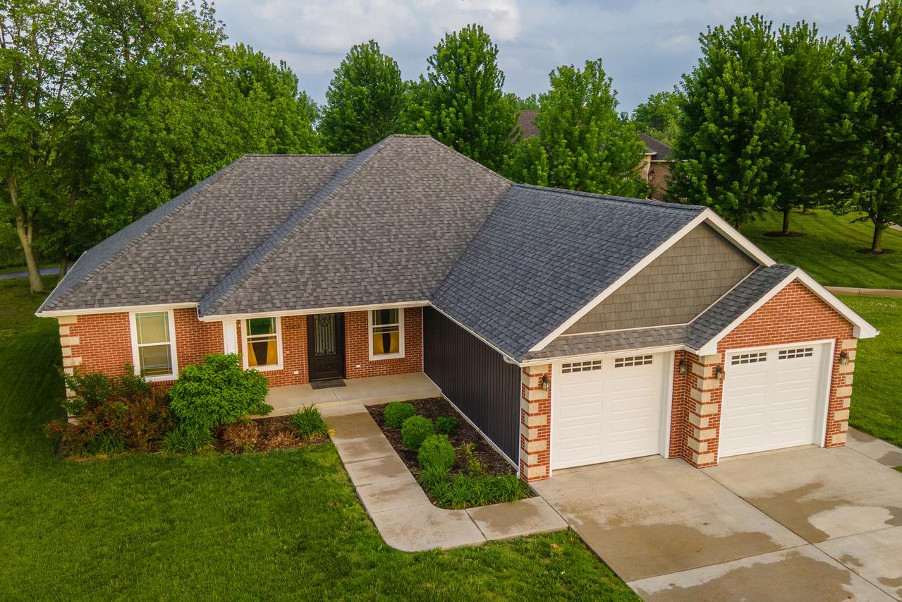 1503 Champions Dr., Marion, IL 62959