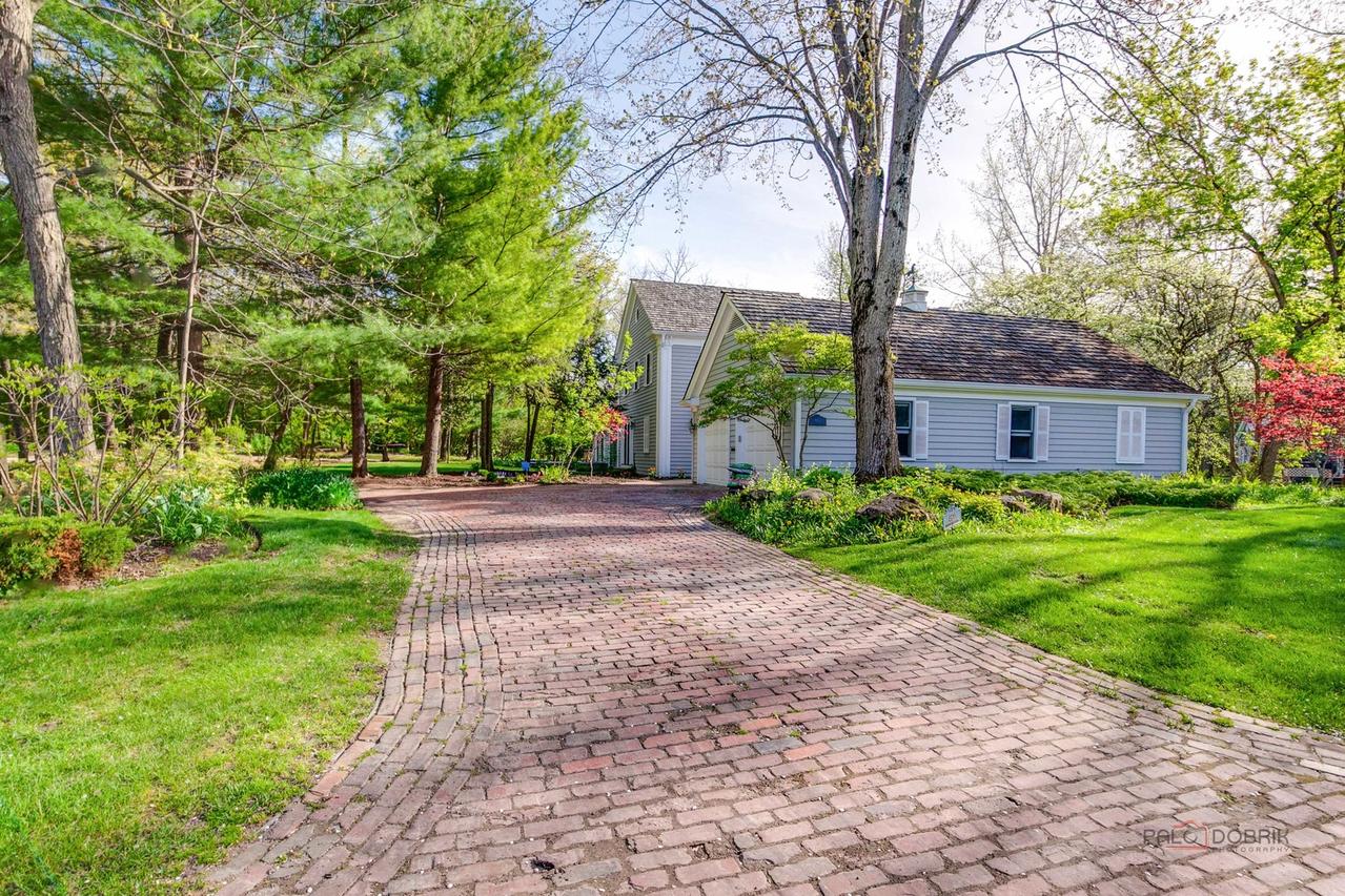 4622 Forest Edge Ln., Long Grove, IL 60047