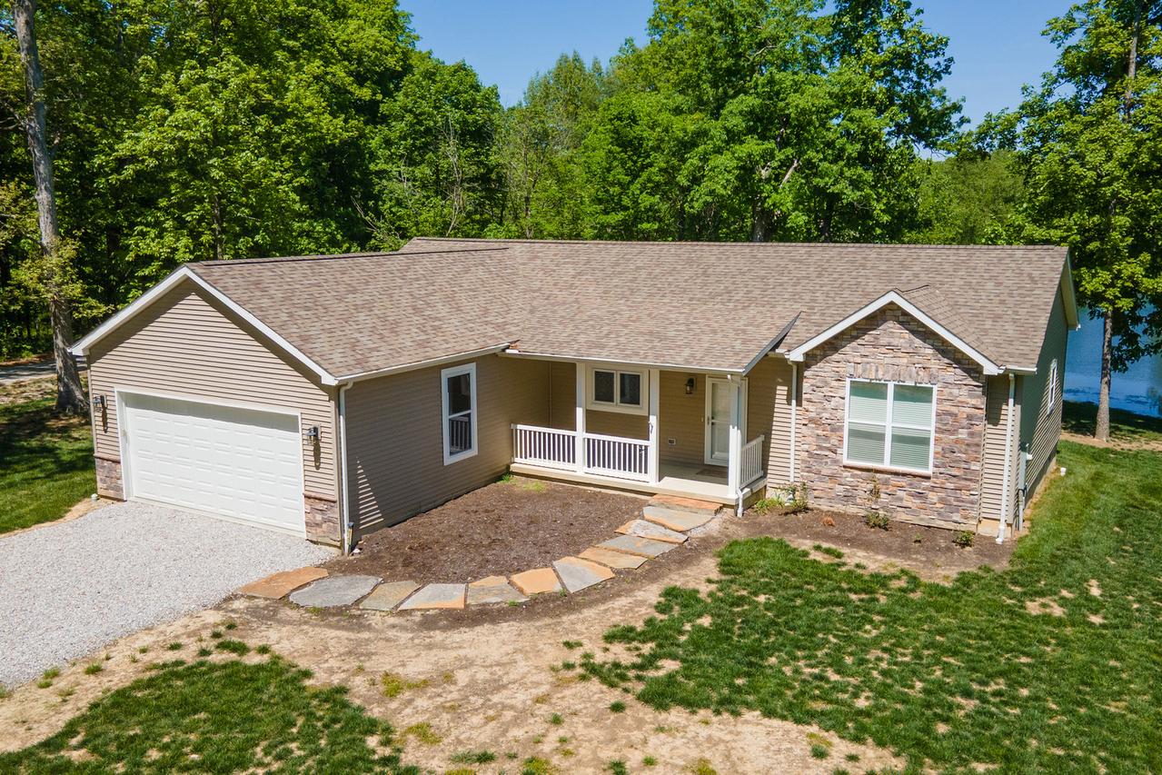 18562 E Hill St., Mt Vernon, IL 62864