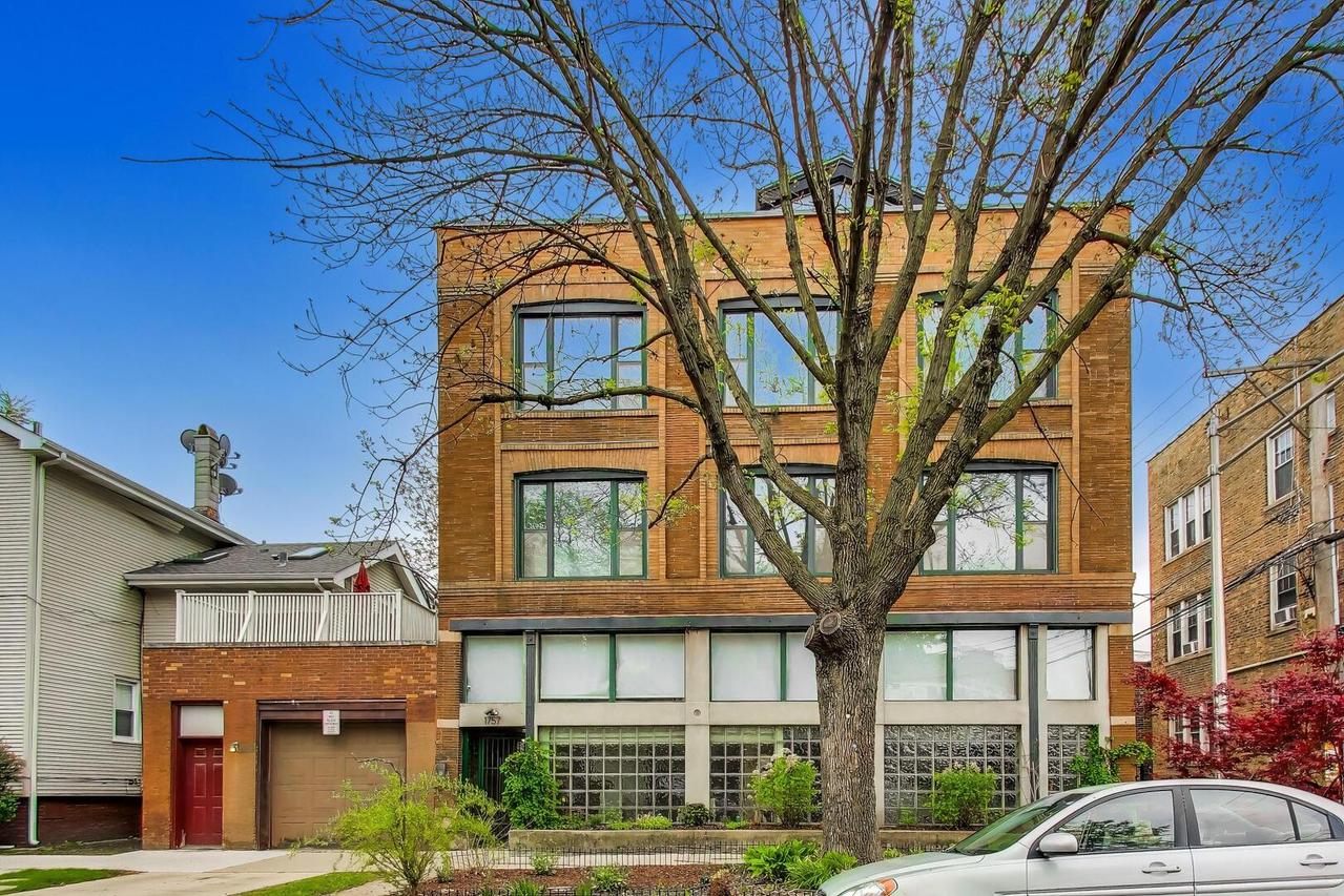1757 W Sunnyside Ave. #D, Chicago, IL 60640