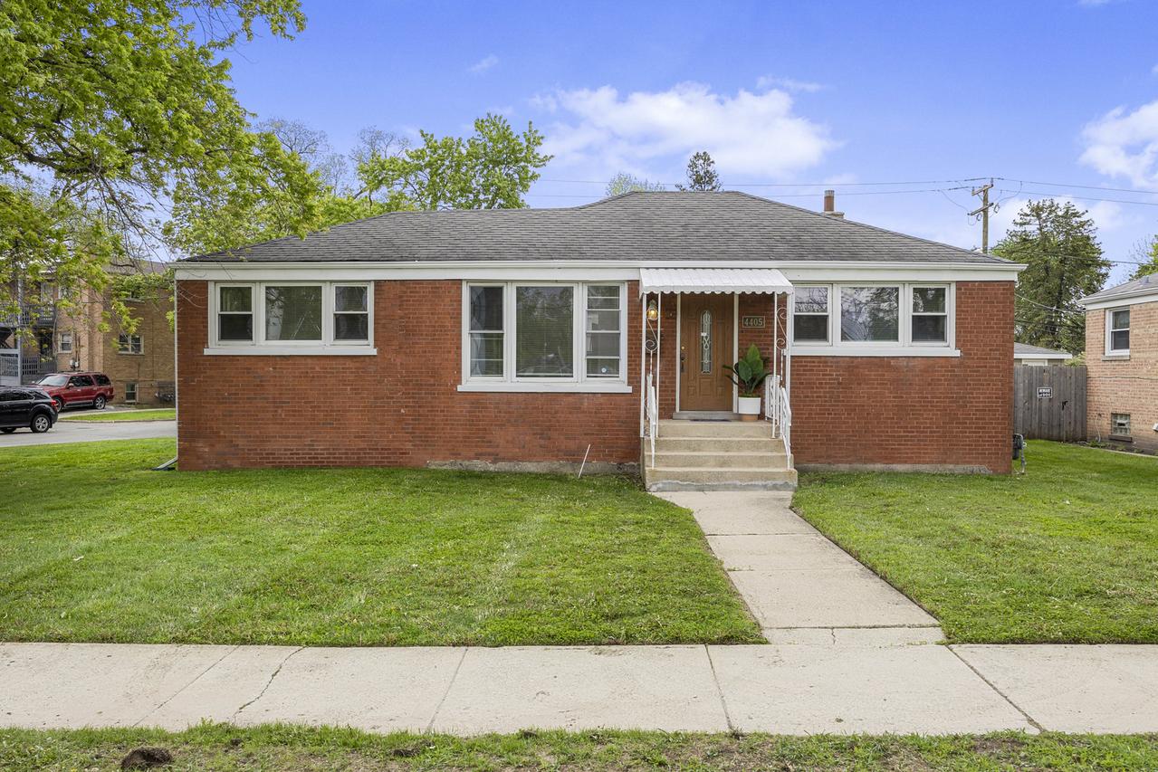 4405 Butterfield Rd., Hillside, IL 60162