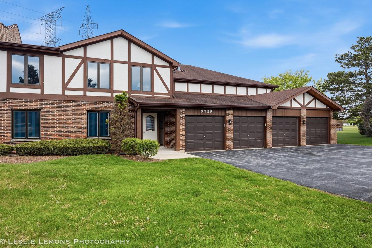 9729 Mill Ct. #B1, Palos Park, IL 60464