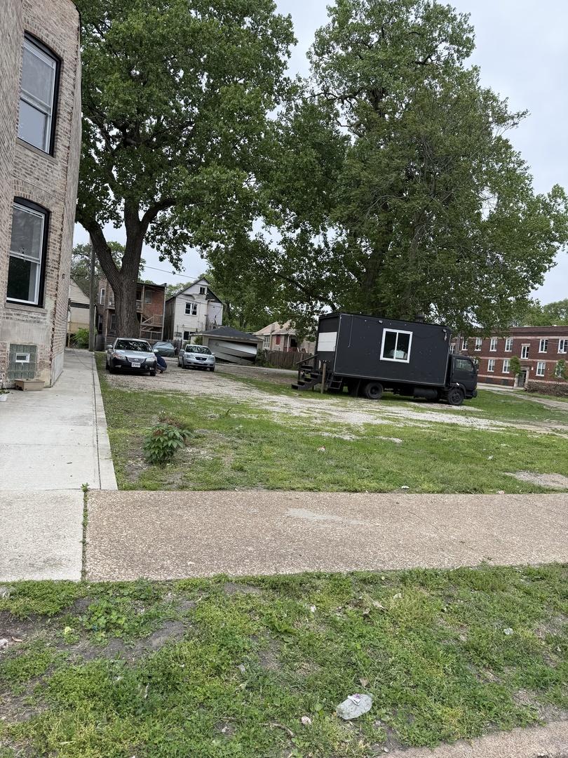 6410 S Morgan St., Chicago, IL 60621