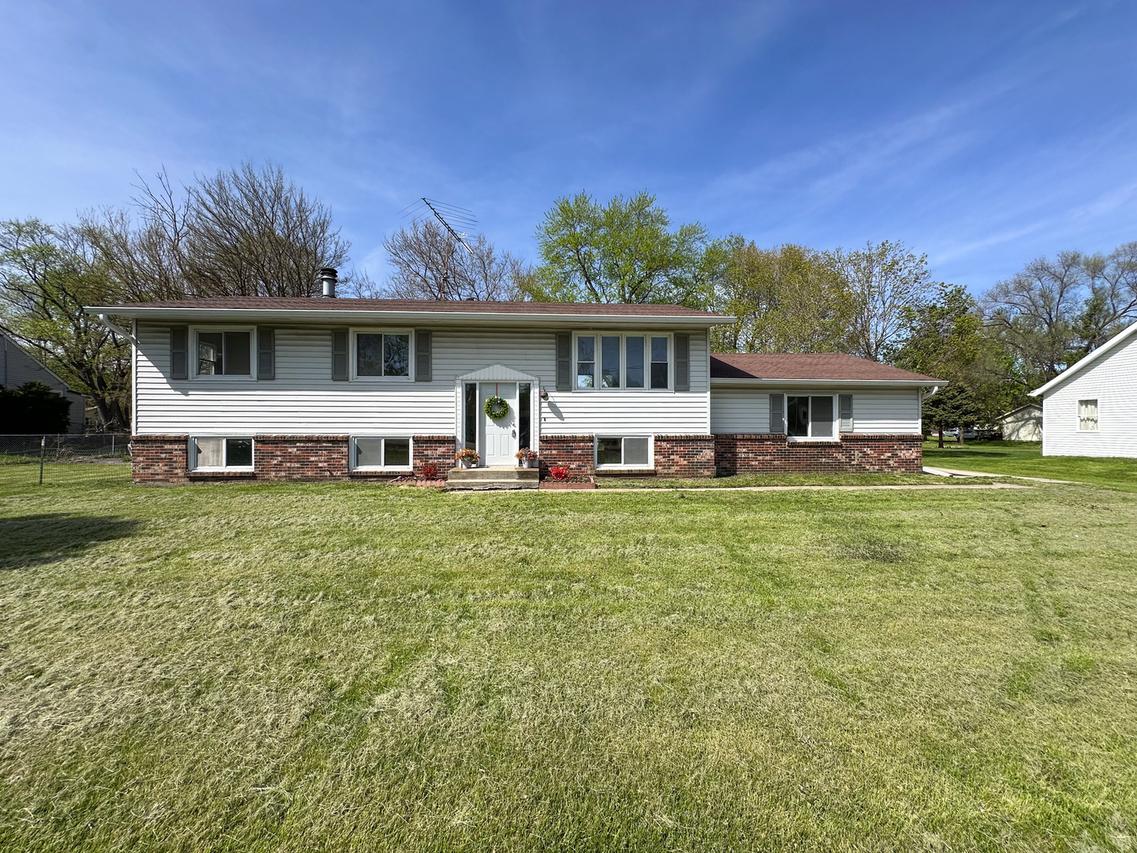 5015 Valentine Pl., Rockford, IL 61108