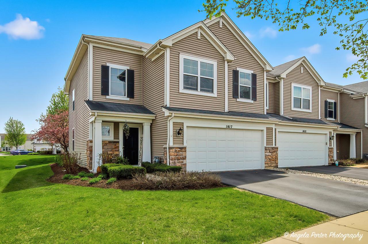 1417 Newport Cir., Pingree Grove, IL 60140