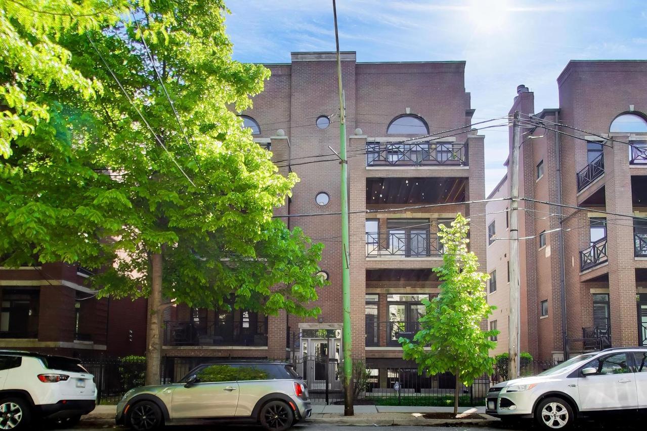 669 N Peoria St. #GN, Chicago, IL 60642