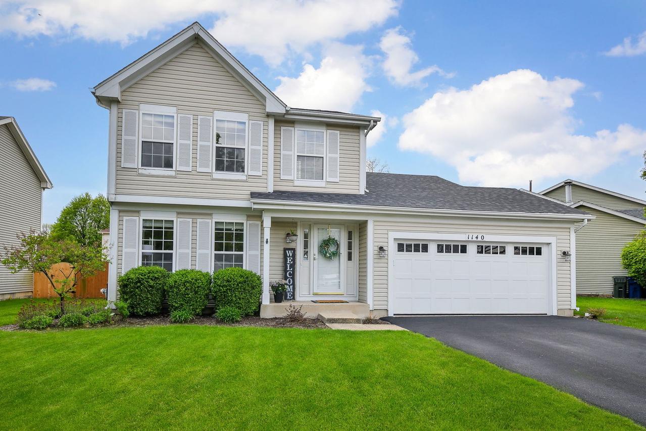1140 Lakewood Cir., Naperville, IL 60540