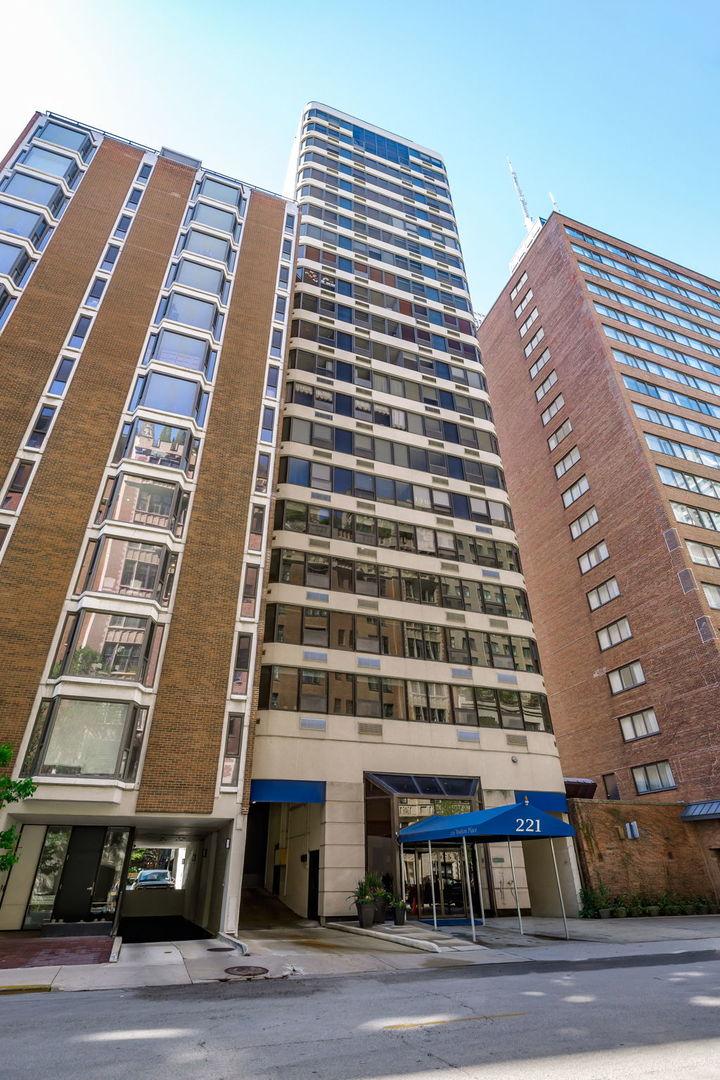 221 E Walton Pl. #14B, Chicago, IL 60611