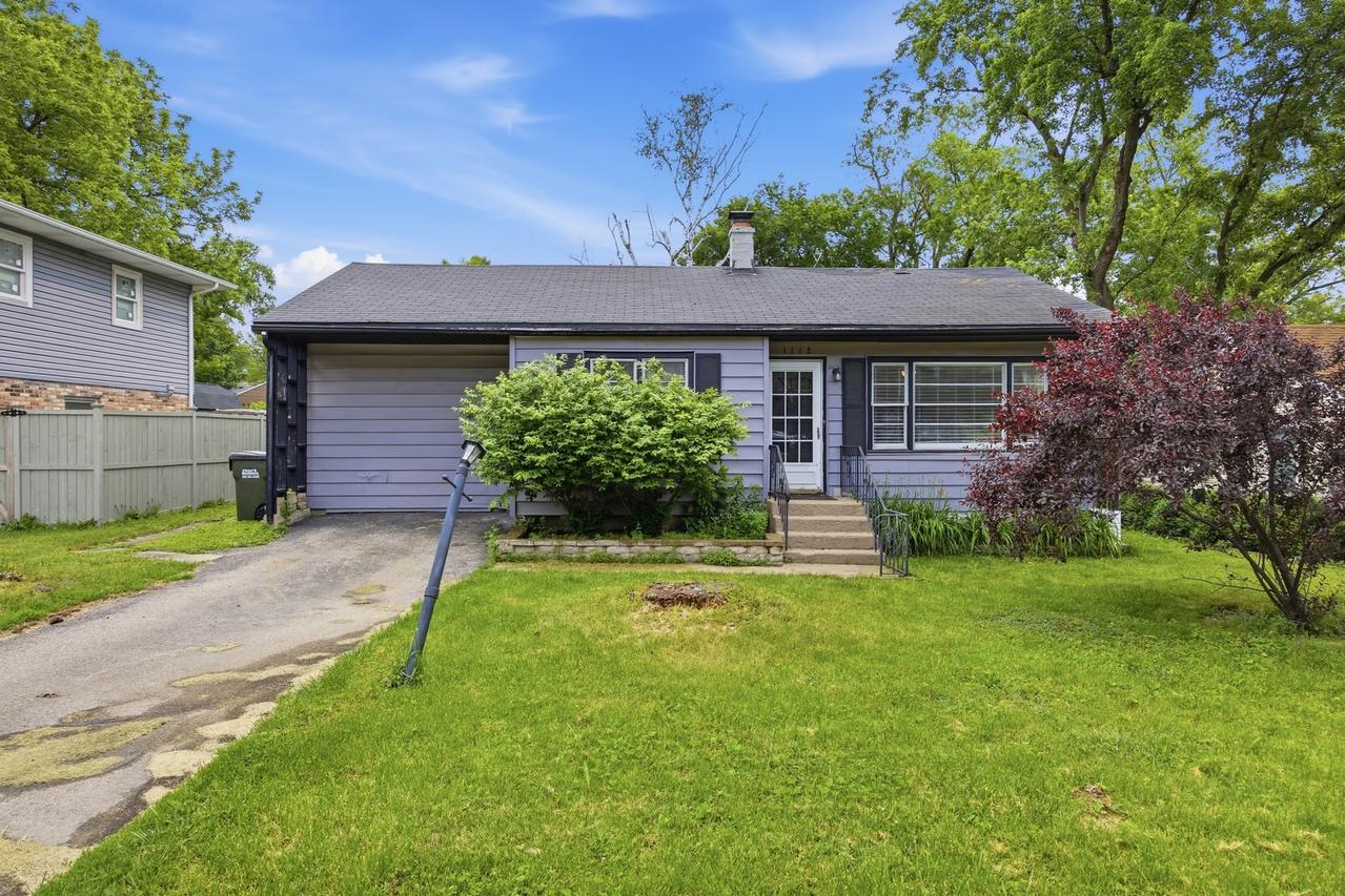 1112 Spruce St., Lake In The Hills, IL 60156