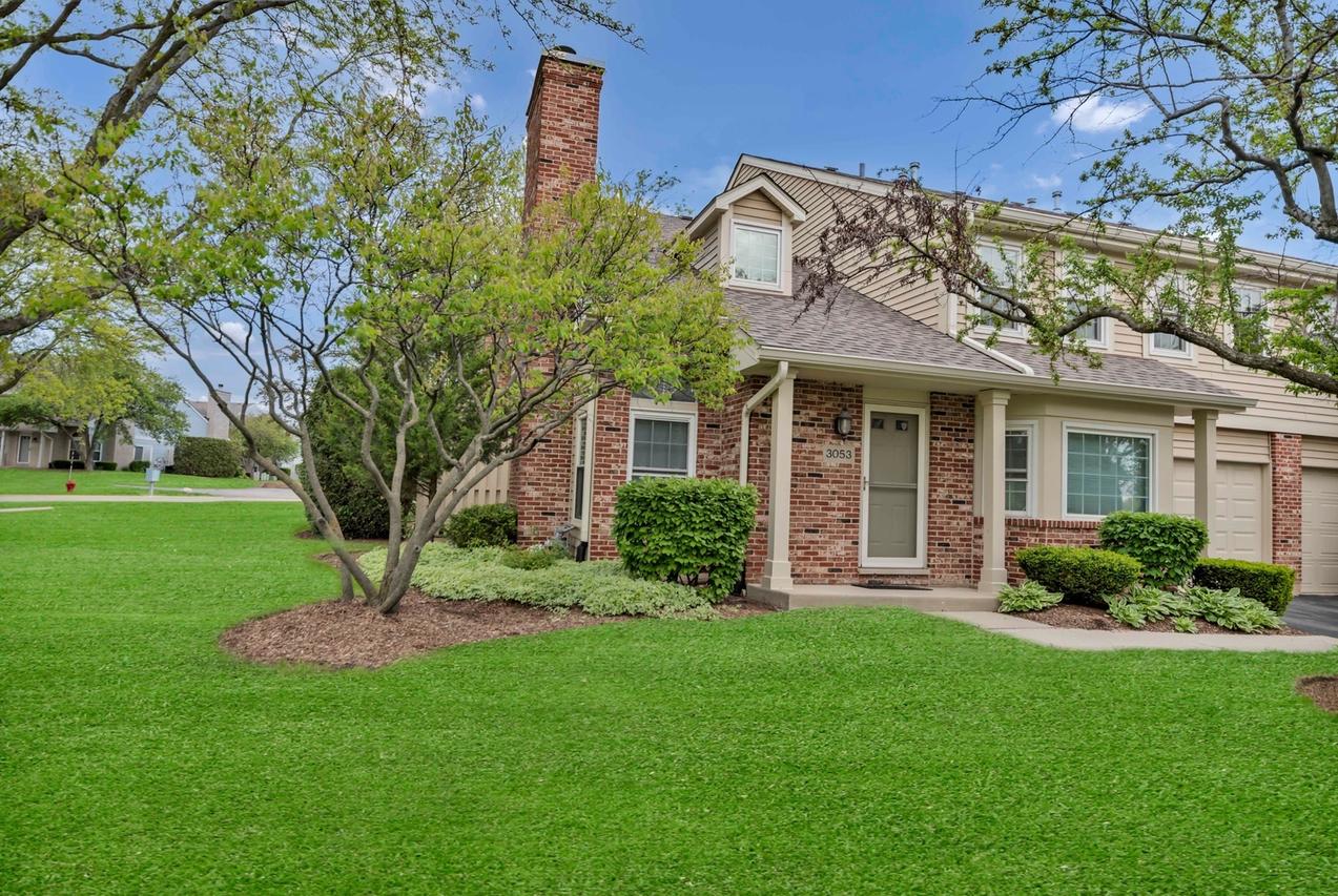3053 Anton Dr., Aurora, IL 60504