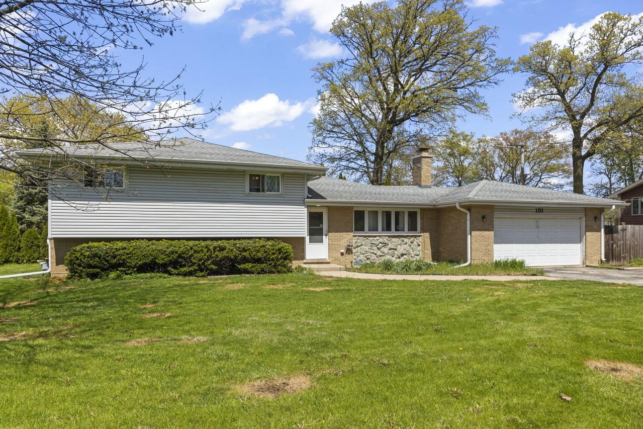 151 Catalpa Ave., Wood Dale, IL 60191