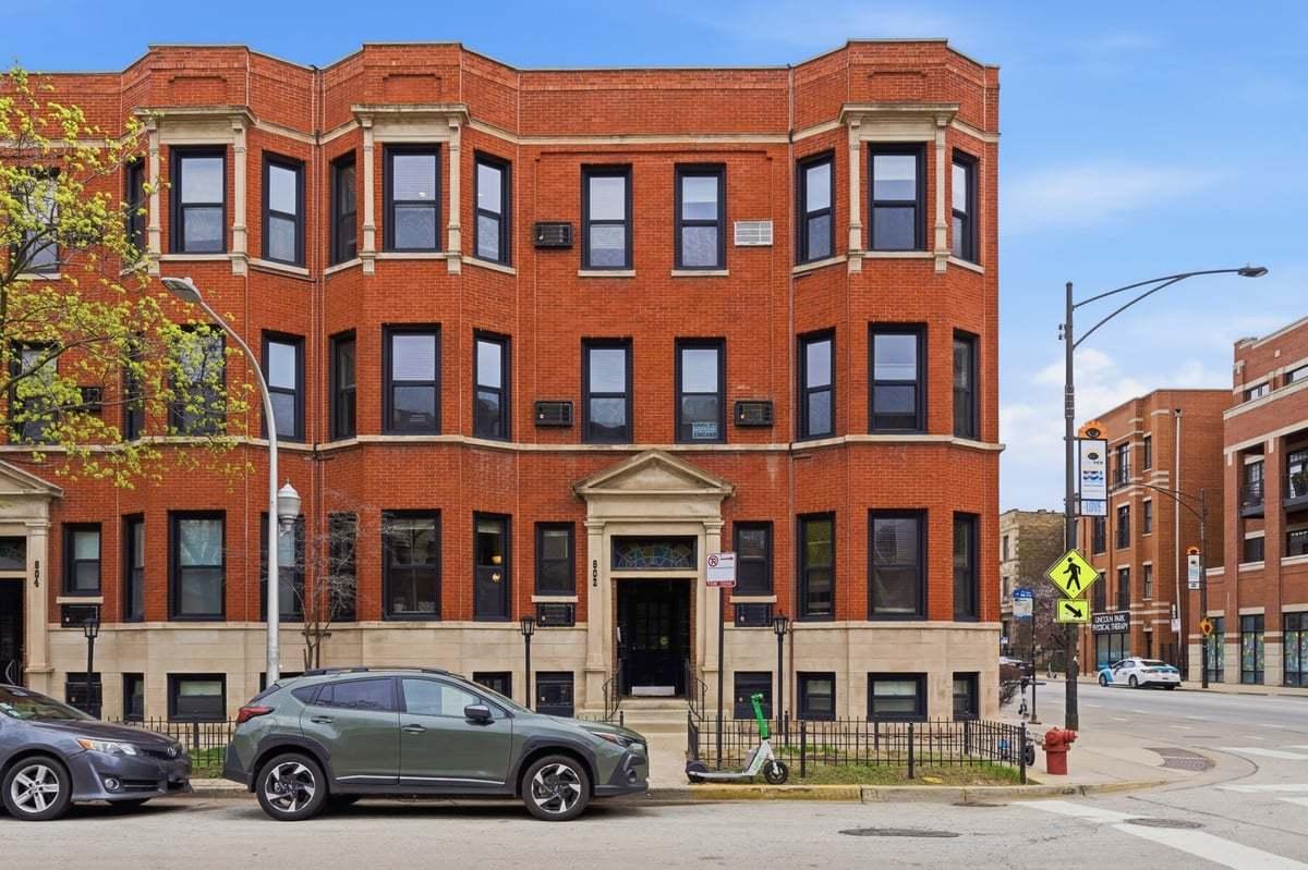 802 W George St. #1, Chicago, IL 60657