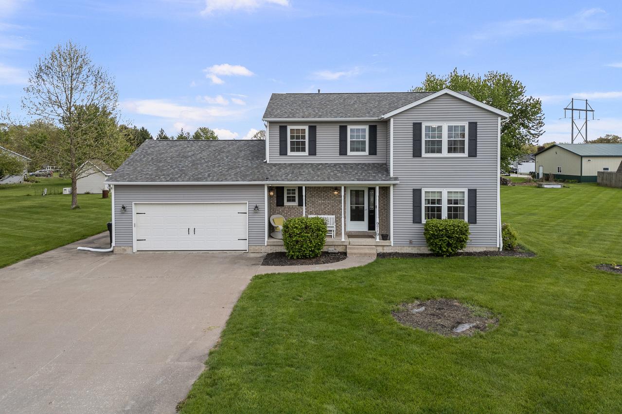 9719 86th Street Ct., Taylor Ridge, IL 61284