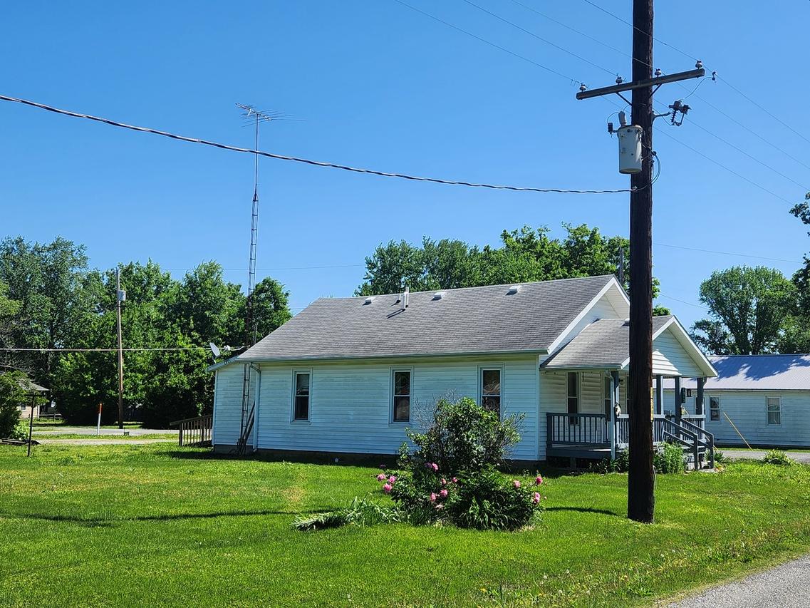 [Address Hidden by Seller], Pinckneyville, IL 62274