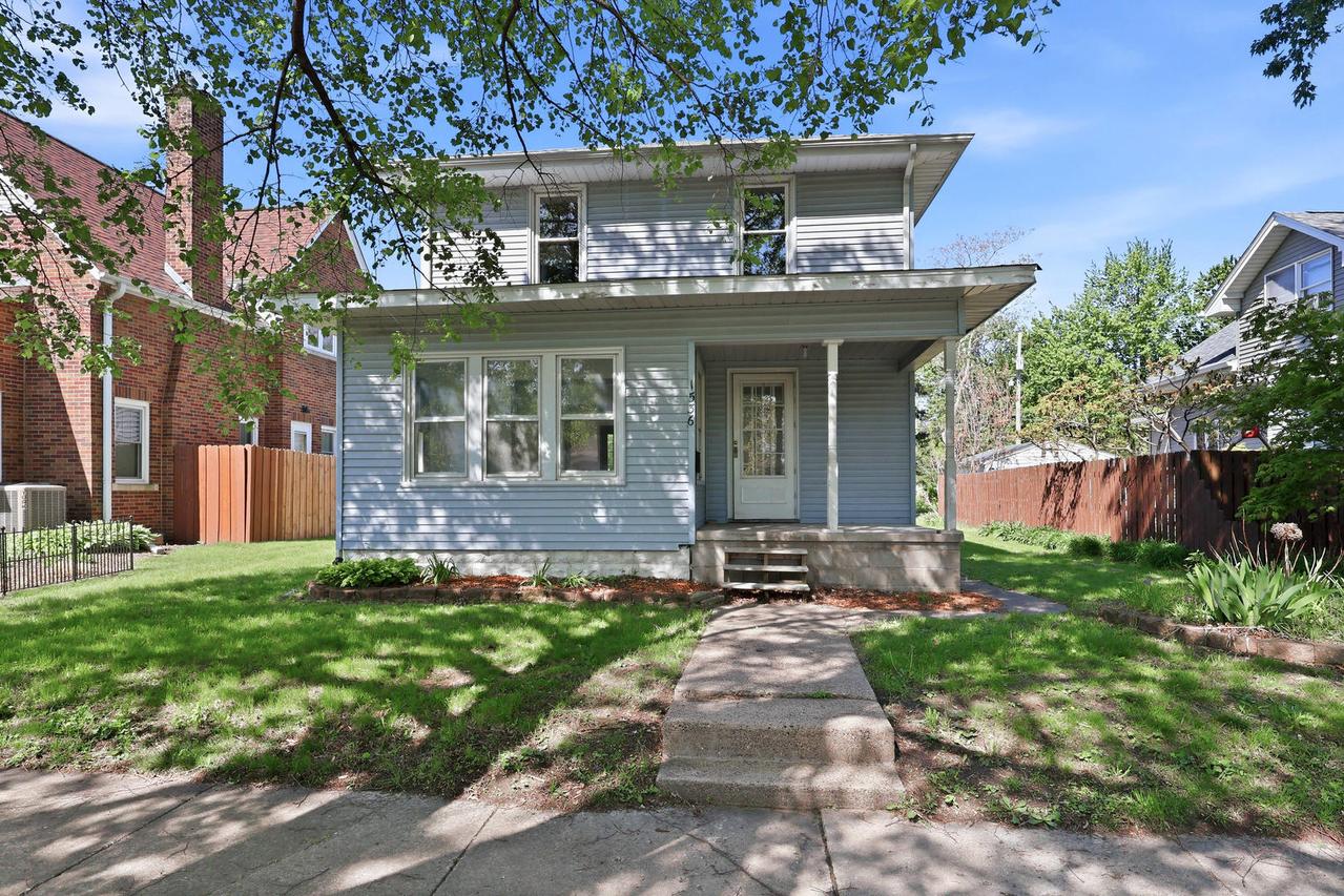 1536 35th St., Rock Island, IL 61201