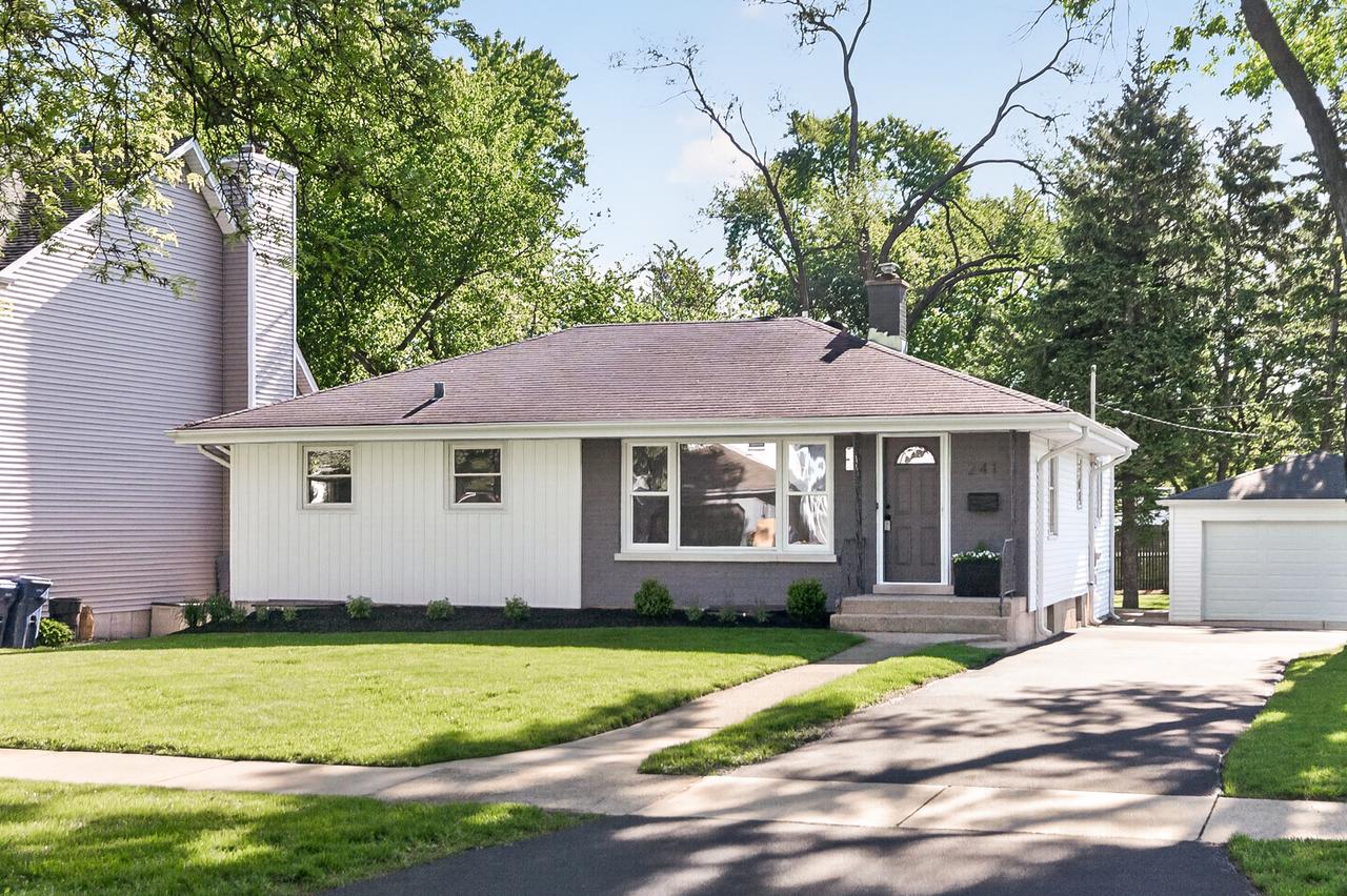 241 S Riverside Dr., Villa Park, IL 60181