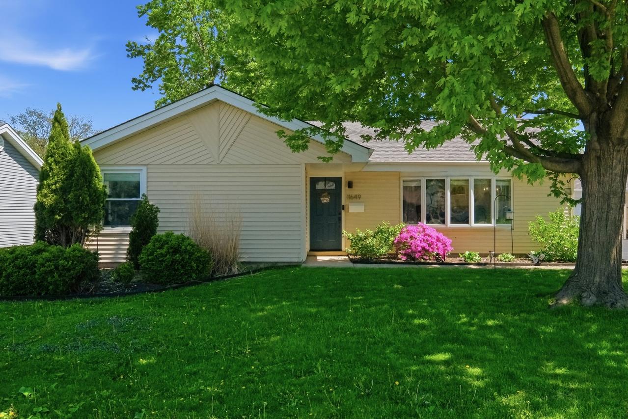 11649 S Nagle Ave., Worth, IL 60482