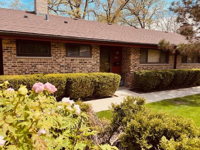 1183 Waukegan Rd., Deerfield, IL 60015