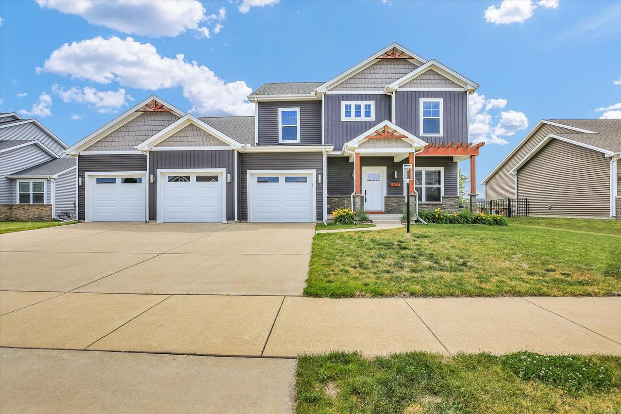 1417 Fieldstone Dr., Savoy, IL 61874