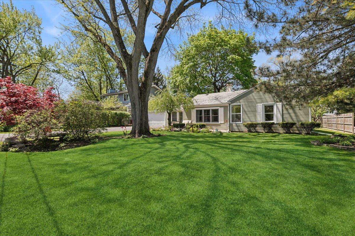 19762 W West Shore Dr., Mundelein, IL 60060
