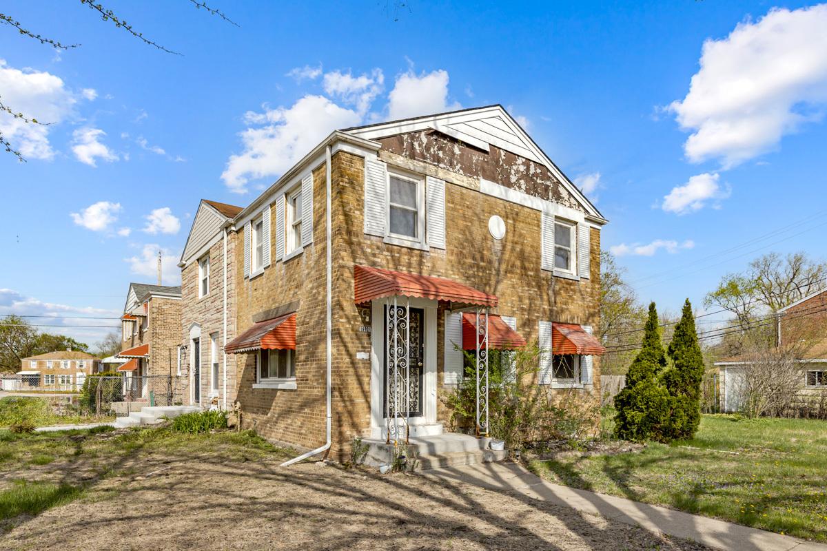 2556 E 97th Pl., Chicago, IL 60617